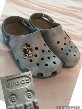 Crocs Classic Clog in Light blue with Mickey Jibbitz